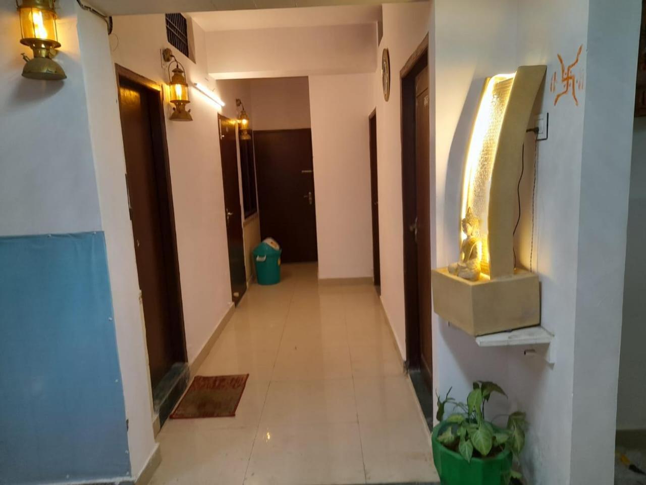 Parv * Varanasi